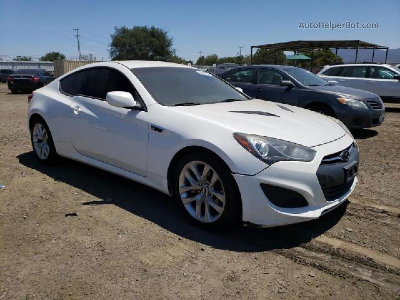 2013 Hyundai Genesis Coupe 2.0t White vin: KMHHT6KD5DU081004