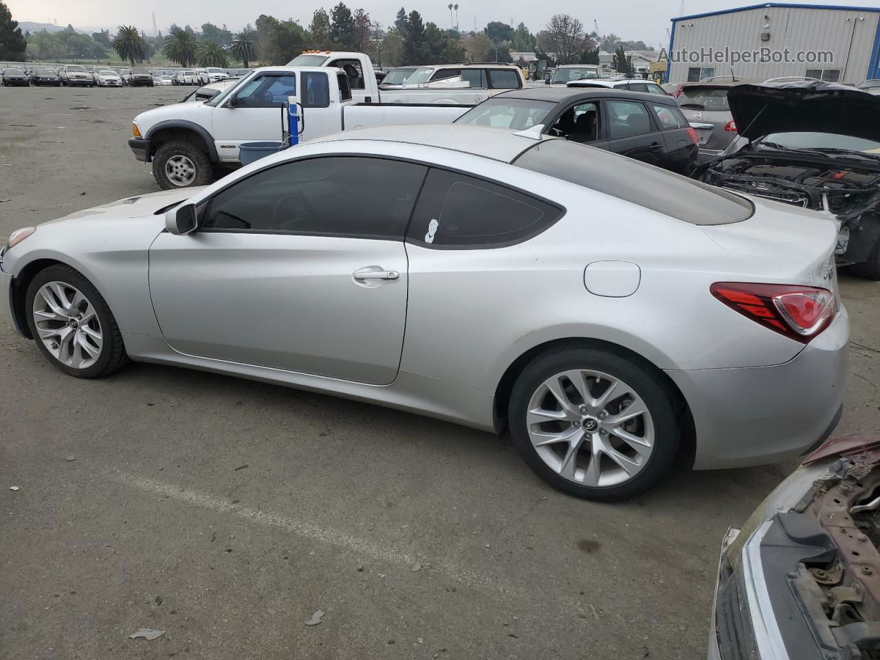 2013 Hyundai Genesis Coupe 2.0t Silver vin: KMHHT6KD5DU106659