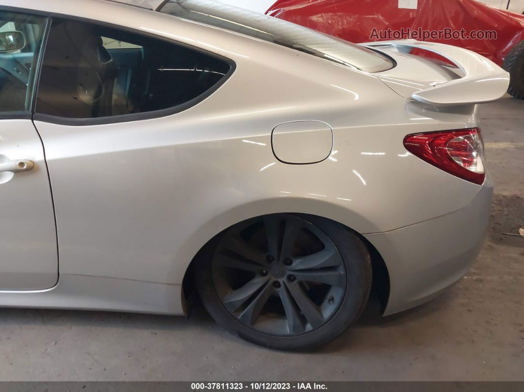 2010 Hyundai Genesis Coupe   Silver vin: KMHHT6KD6AU035354