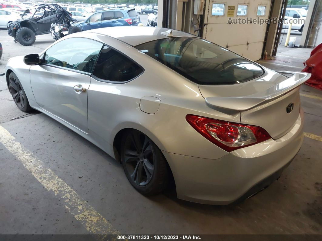 2010 Hyundai Genesis Coupe   Серебряный vin: KMHHT6KD6AU035354