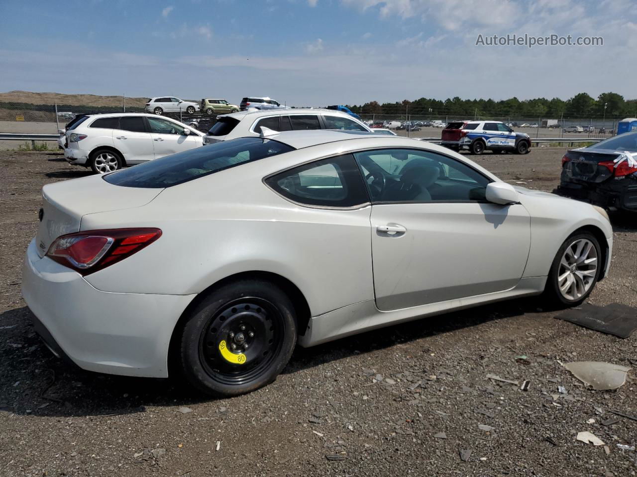 2013 Hyundai Genesis Coupe 2.0t White vin: KMHHT6KD6DU102975