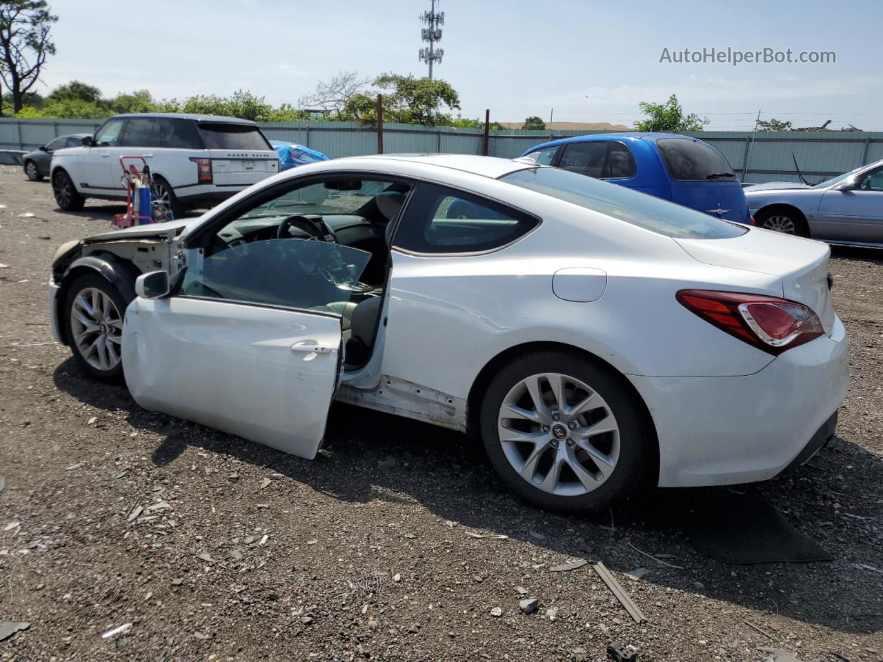 2013 Hyundai Genesis Coupe 2.0t White vin: KMHHT6KD6DU102975