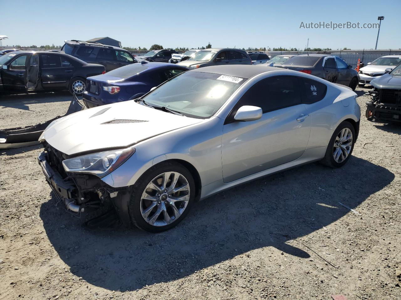 2013 Hyundai Genesis Coupe 2.0t Silver vin: KMHHT6KDXDU102252