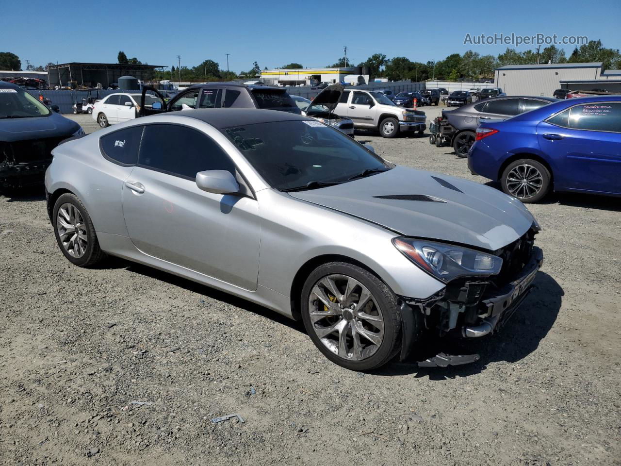 2013 Hyundai Genesis Coupe 2.0t Silver vin: KMHHT6KDXDU102252