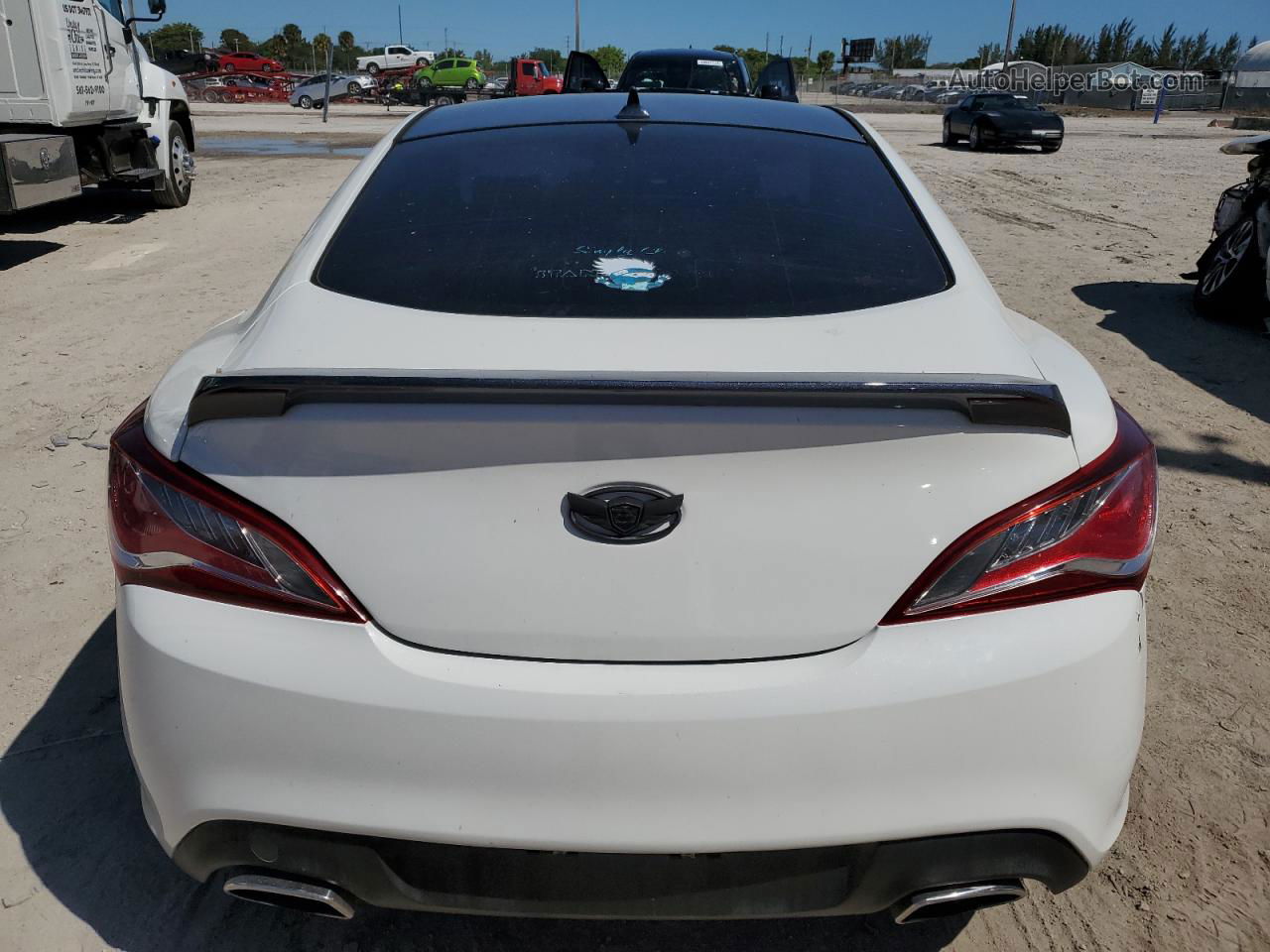 2013 Hyundai Genesis Coupe 2.0t White vin: KMHHT6KDXDU113249