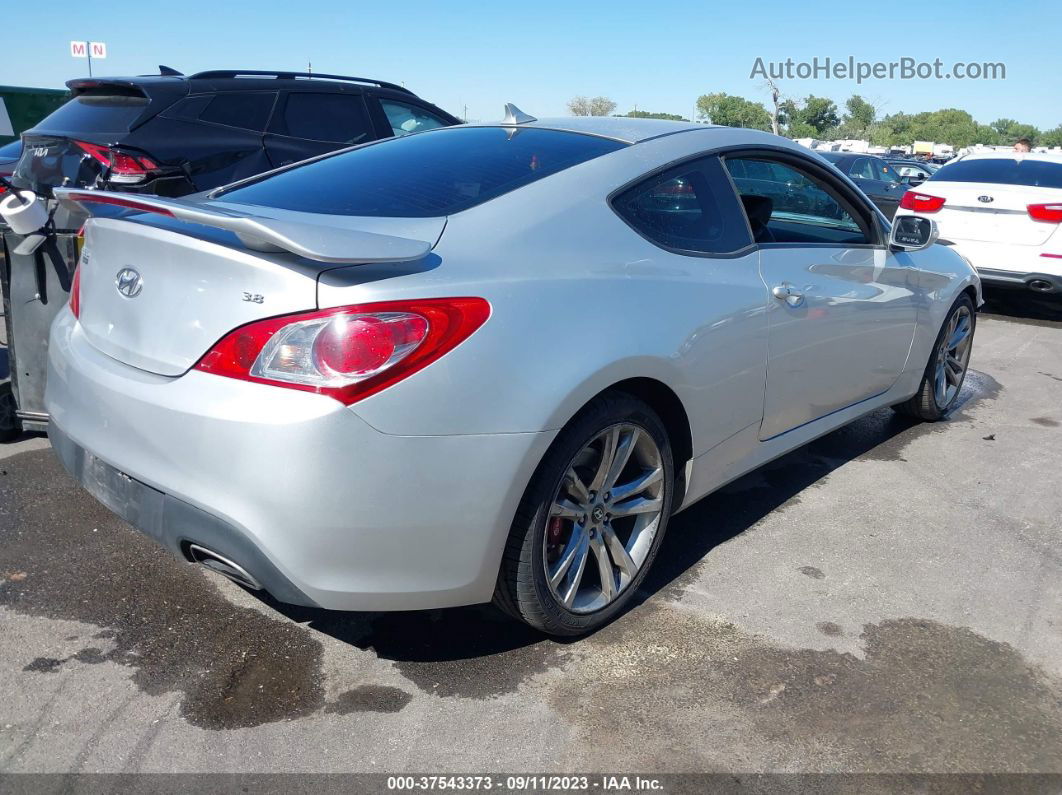 2010 Hyundai Genesis Coupe Track Серебряный vin: KMHHU6KH7AU006896