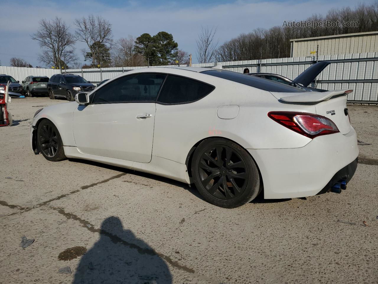 2013 Hyundai Genesis Coupe 3.8l White vin: KMHHU6KJ0DU087666