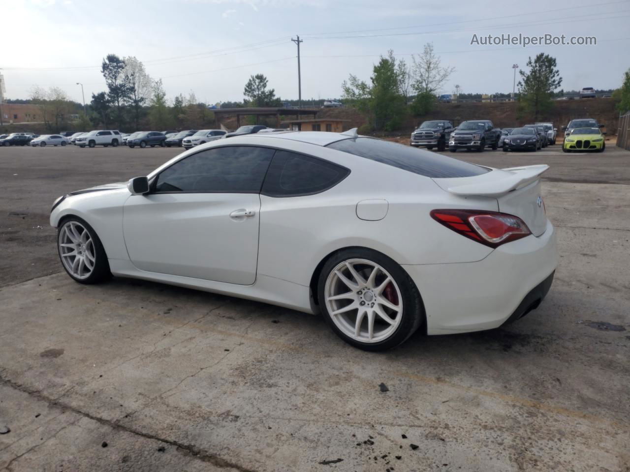 2013 Hyundai Genesis Coupe 3.8l White vin: KMHHU6KJ0DU108256