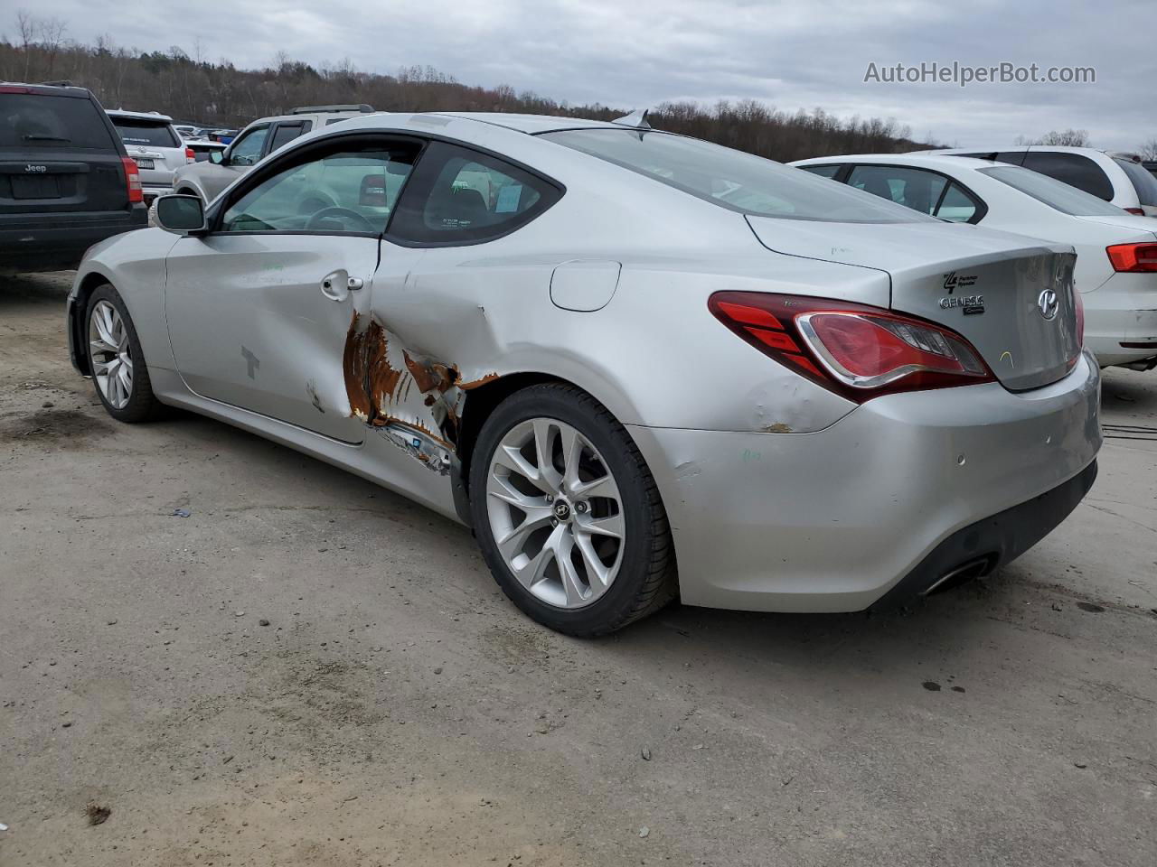 2013 Hyundai Genesis Coupe 3.8l Серебряный vin: KMHHU6KJ1DU103390