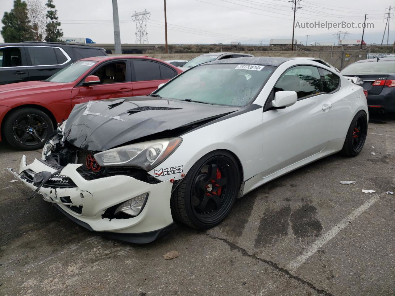 2013 Hyundai Genesis Coupe 3.8l White vin: KMHHU6KJ3DU107912