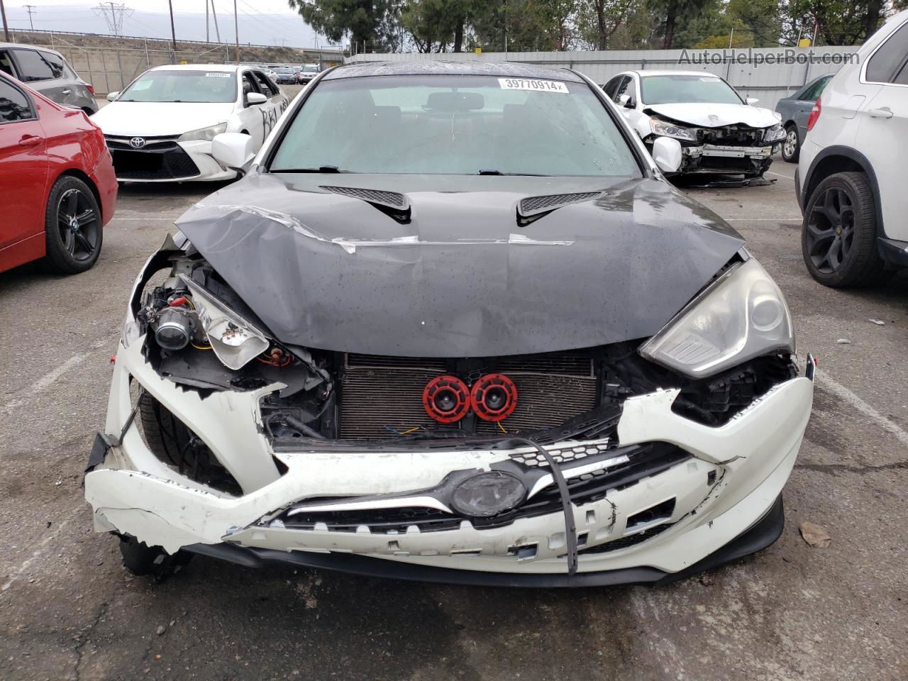 2013 Hyundai Genesis Coupe 3.8l White vin: KMHHU6KJ3DU107912