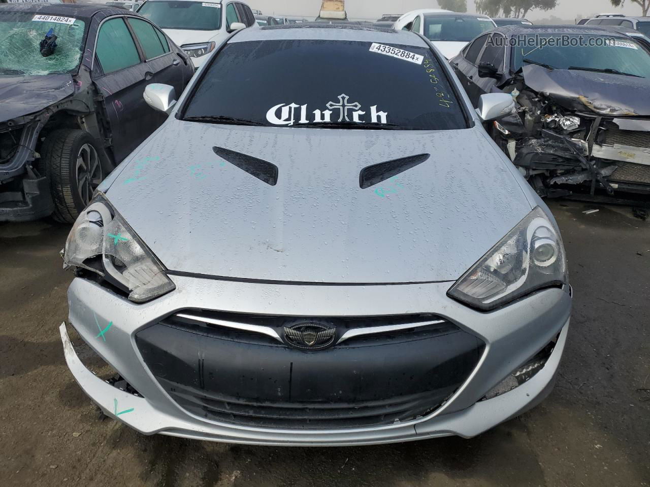 2013 Hyundai Genesis Coupe 3.8l Серебряный vin: KMHHU6KJ4DU080610