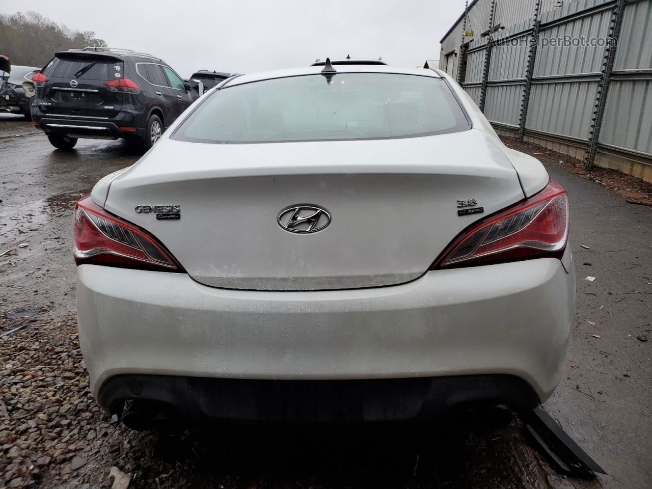 2013 Hyundai Genesis Coupe 3.8l White vin: KMHHU6KJ8DU093148