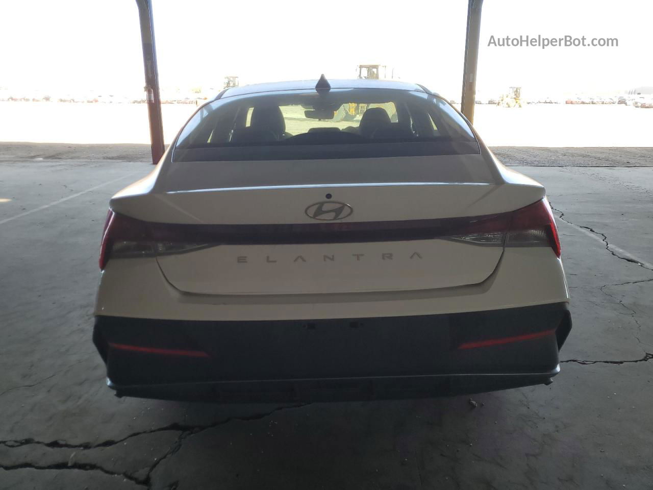 2024 Hyundai Elantra Sel Белый vin: KMHLM4DG5RU671102