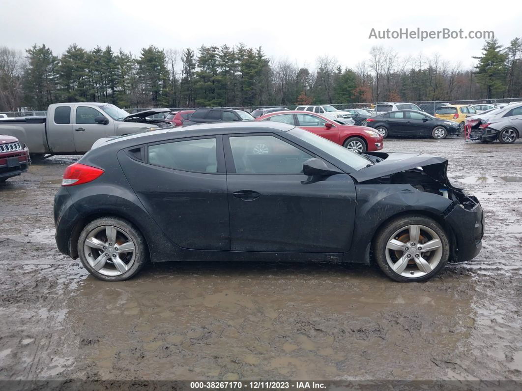 2013 Hyundai Veloster Base W/gray Black vin: KMHTC6AD0DU085103