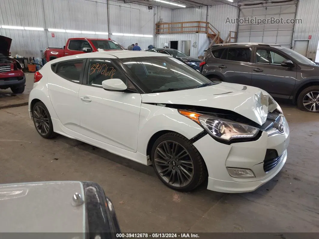 2013 Hyundai Veloster Mix White vin: KMHTC6AD0DU135319