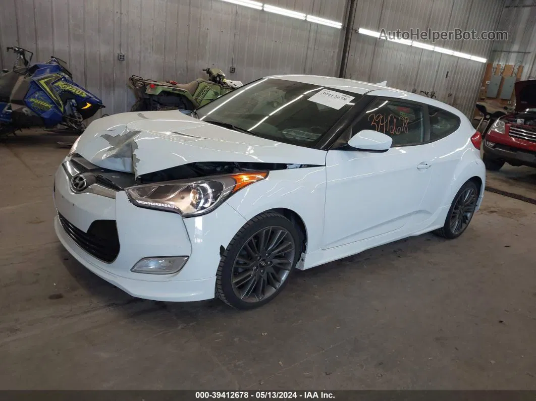 2013 Hyundai Veloster Mix White vin: KMHTC6AD0DU135319