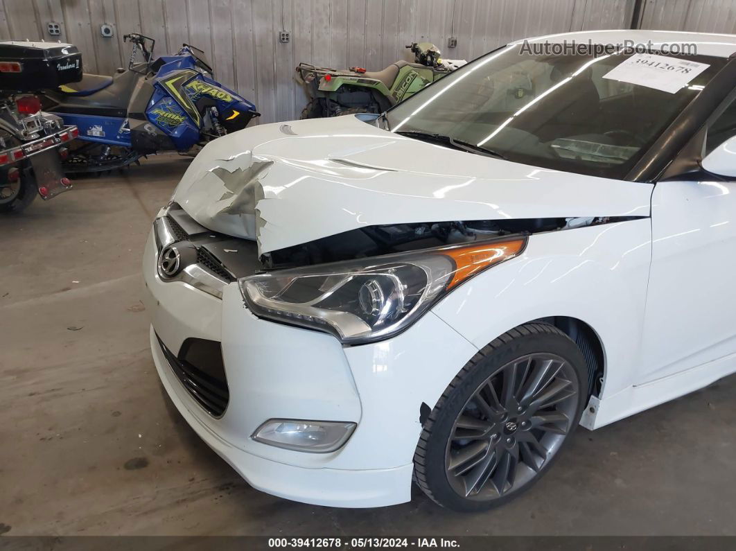 2013 Hyundai Veloster Mix White vin: KMHTC6AD0DU135319