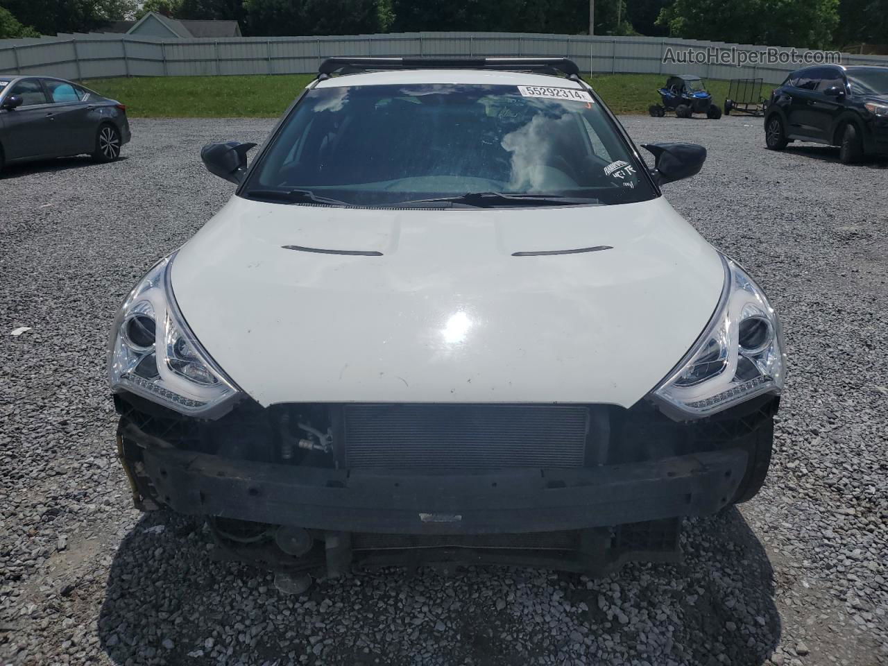 2013 Hyundai Veloster  White vin: KMHTC6AD1DU155255