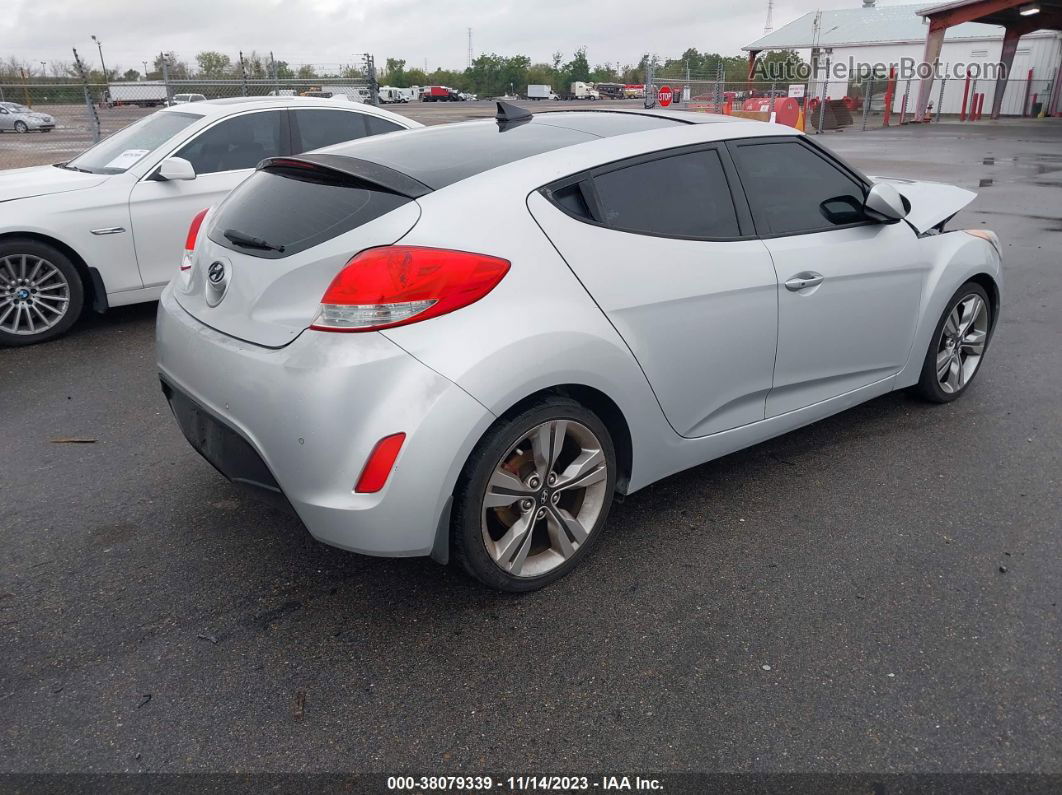 2013 Hyundai Veloster Base W/black Серебряный vin: KMHTC6AD1DU159080