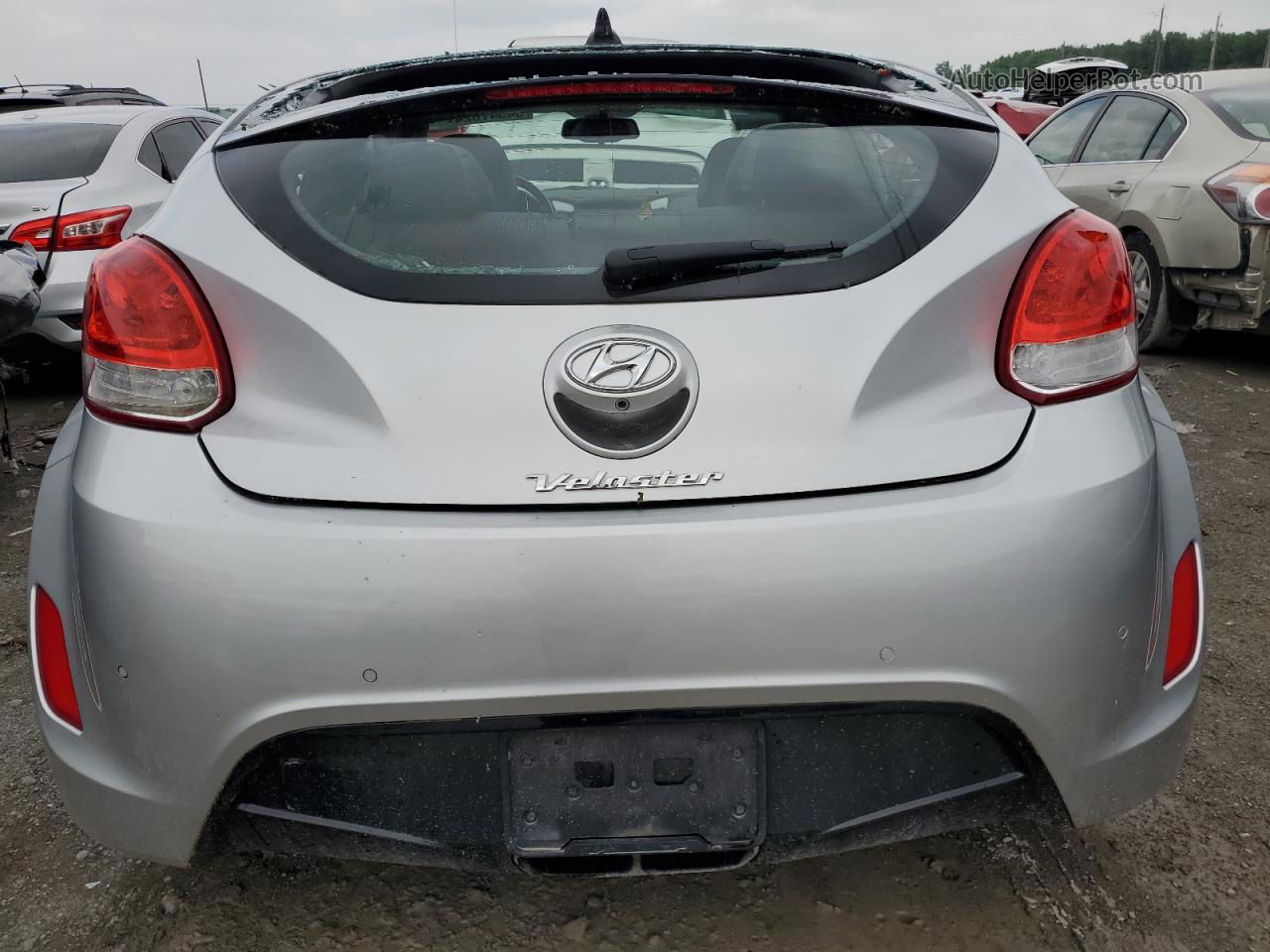 2013 Hyundai Veloster  Silver vin: KMHTC6AD2DU085507