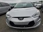 2013 Hyundai Veloster  Серебряный vin: KMHTC6AD2DU085507