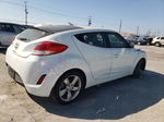 2013 Hyundai Veloster  White vin: KMHTC6AD2DU085720