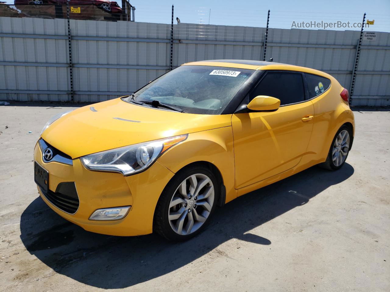 2013 Hyundai Veloster  Желтый vin: KMHTC6AD2DU120837