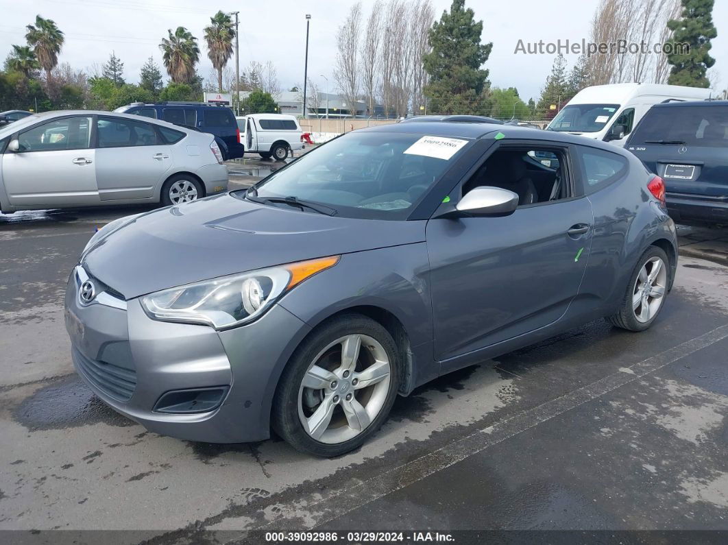 2013 Hyundai Veloster   Серебряный vin: KMHTC6AD2DU144894