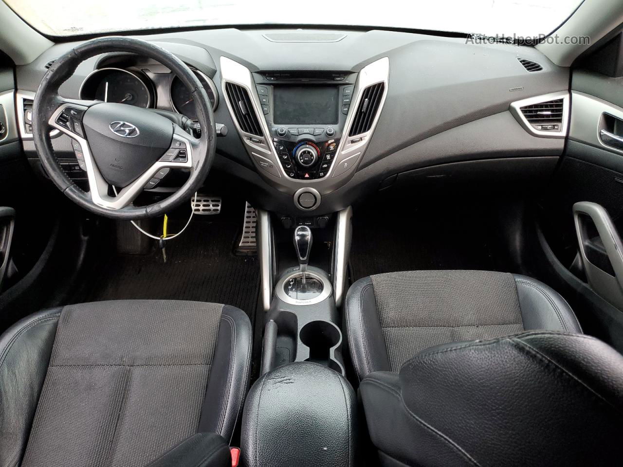 2013 Hyundai Veloster  Серебряный vin: KMHTC6AD3DU093874