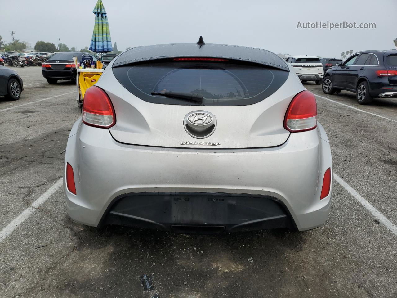 2013 Hyundai Veloster  Серебряный vin: KMHTC6AD3DU093874