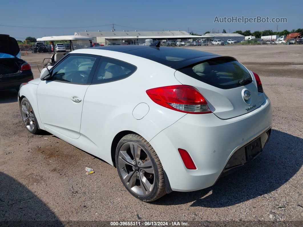 2013 Hyundai Veloster Base W/gray White vin: KMHTC6AD3DU103559