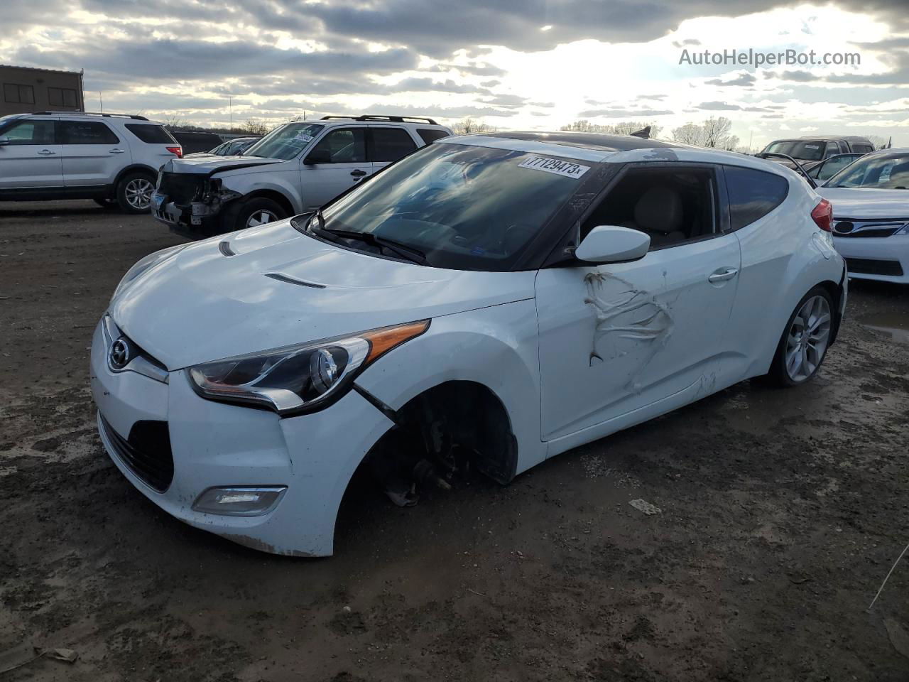 2013 Hyundai Veloster  White vin: KMHTC6AD3DU117073