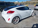 2013 Hyundai Veloster Base W/black White vin: KMHTC6AD3DU146492