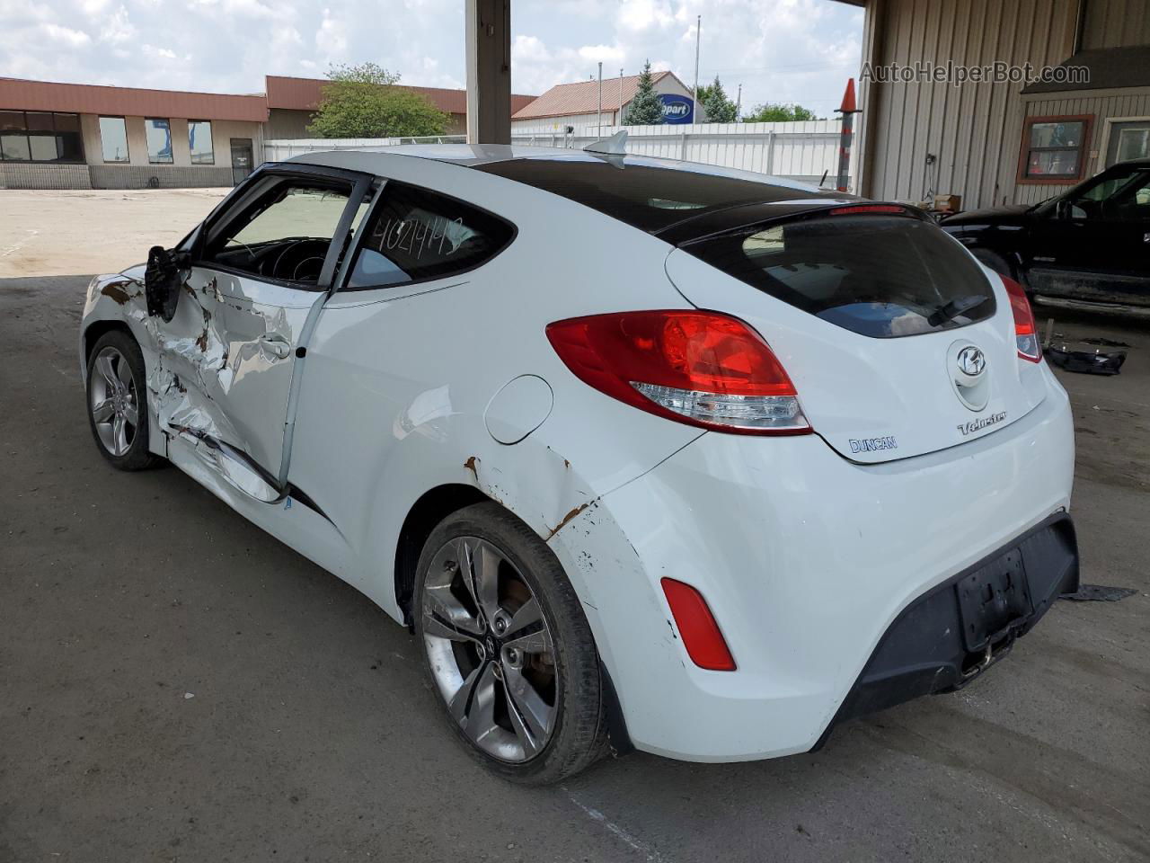 2013 Hyundai Veloster  White vin: KMHTC6AD3DU148999