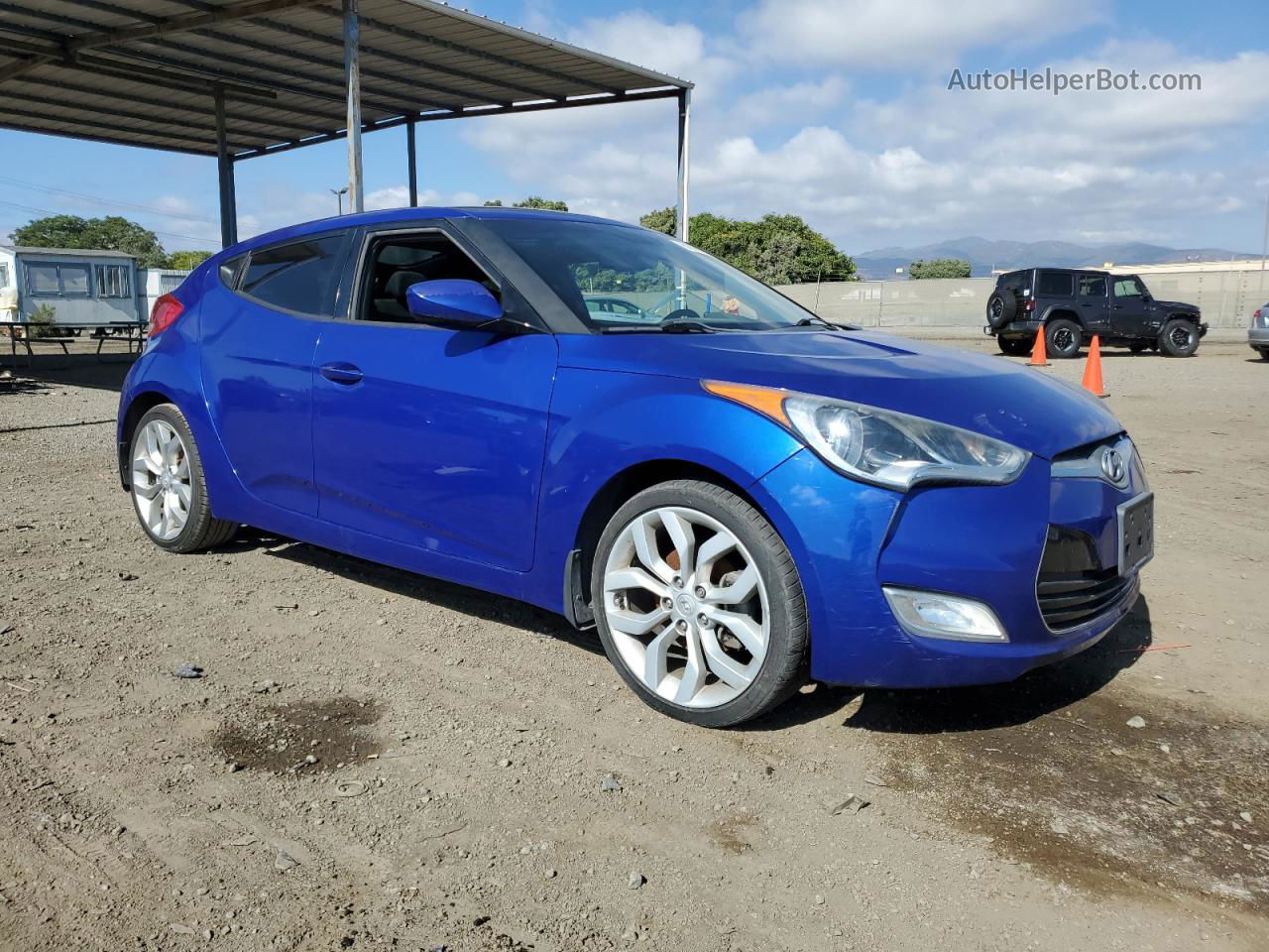 2013 Hyundai Veloster  Blue vin: KMHTC6AD4DU173040