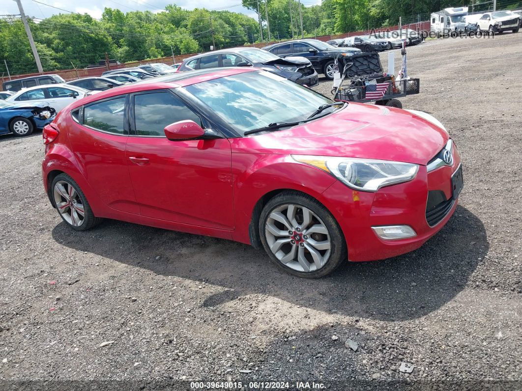 2013 Hyundai Veloster Base W/gray Red vin: KMHTC6AD5DU117902