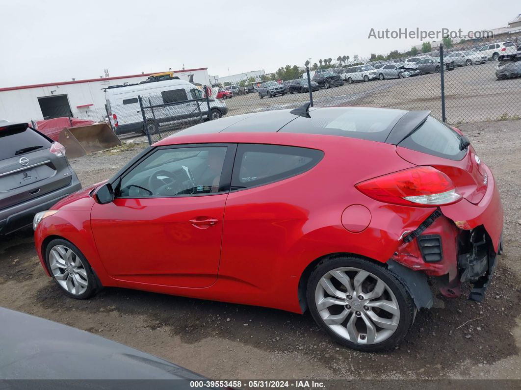 2013 Hyundai Veloster   Red vin: KMHTC6AD6DU133350