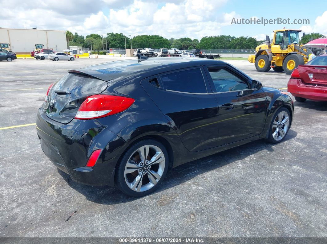 2013 Hyundai Veloster Base W/gray Black vin: KMHTC6AD7DU085437