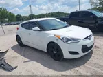 2013 Hyundai Veloster Base W/gray White vin: KMHTC6AD7DU103595