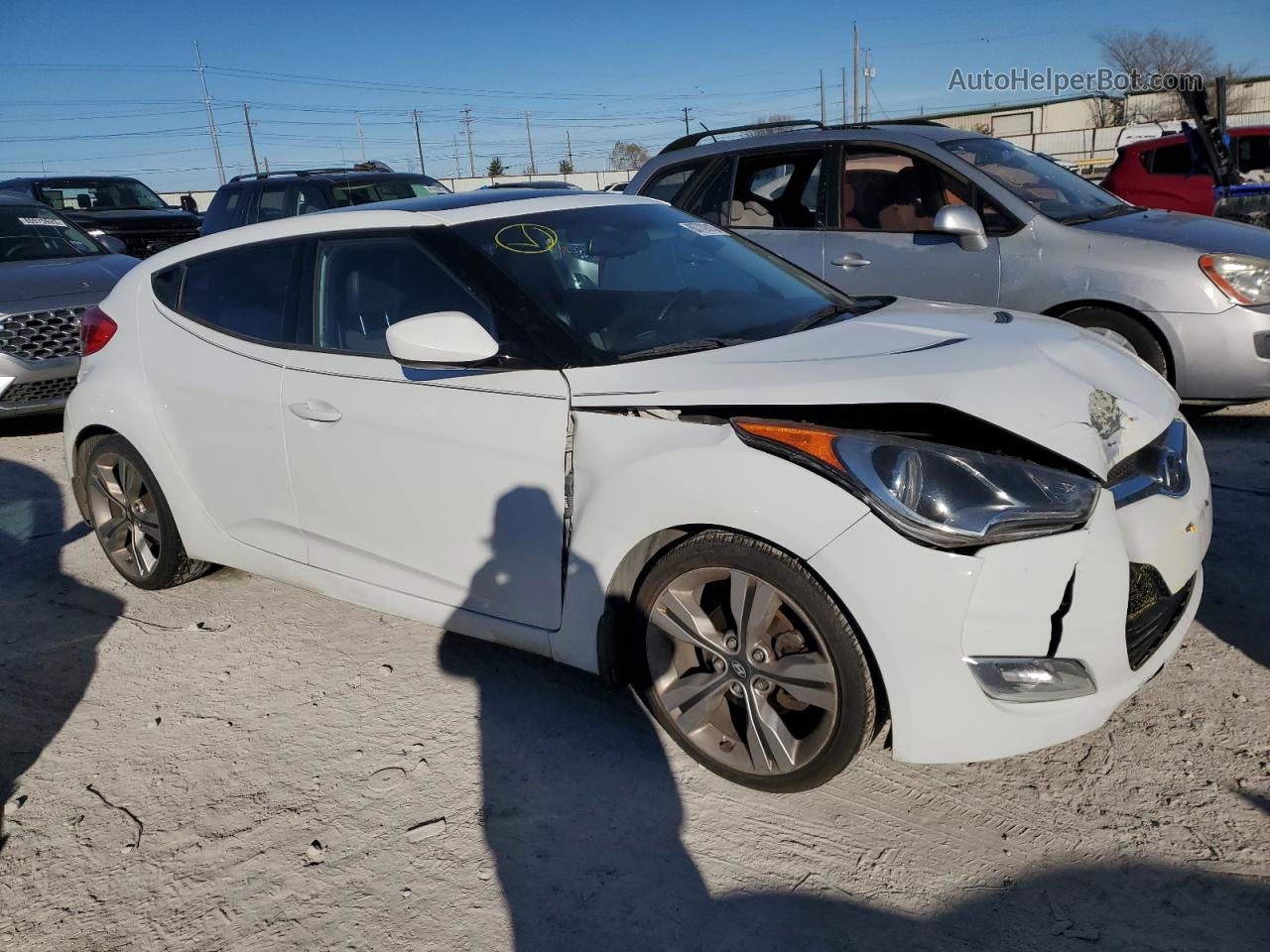 2013 Hyundai Veloster  White vin: KMHTC6AD7DU141666