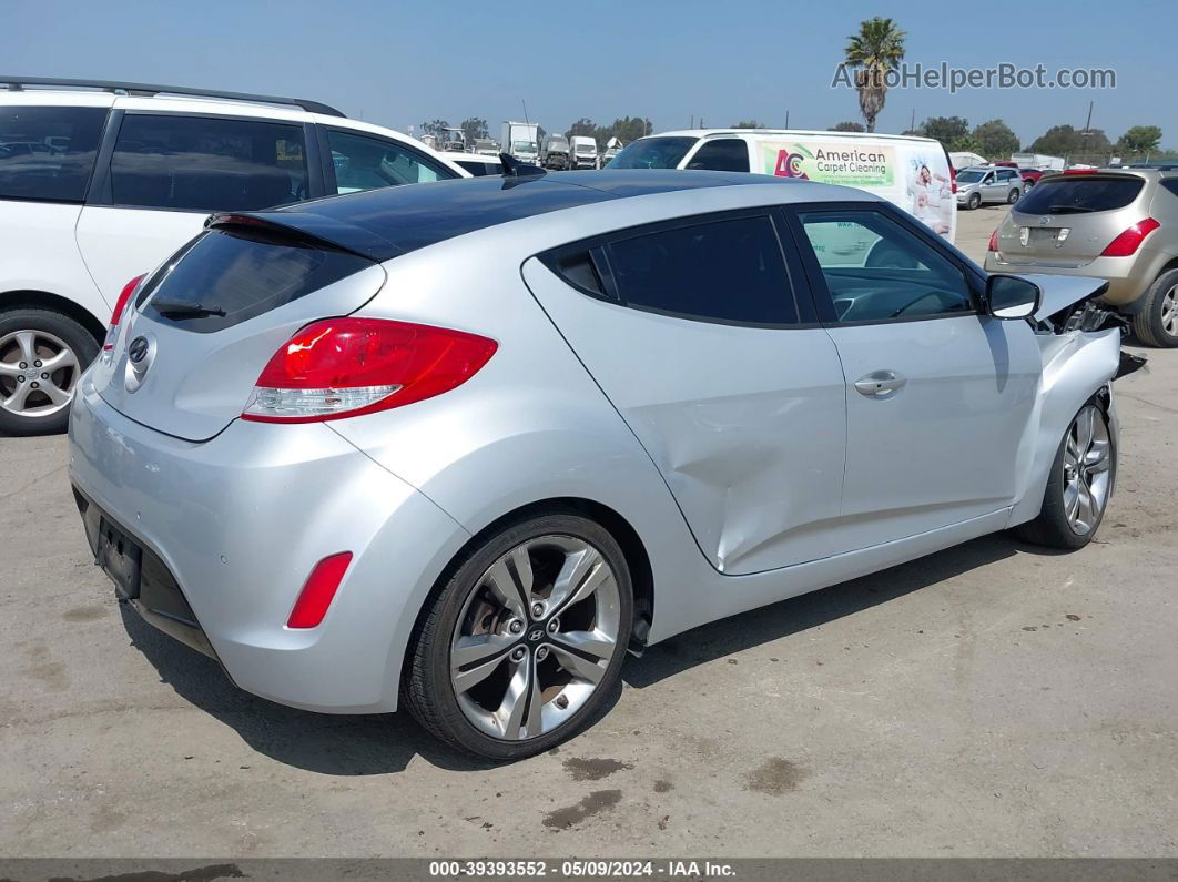 2013 Hyundai Veloster Base W/black Silver vin: KMHTC6AD7DU159312