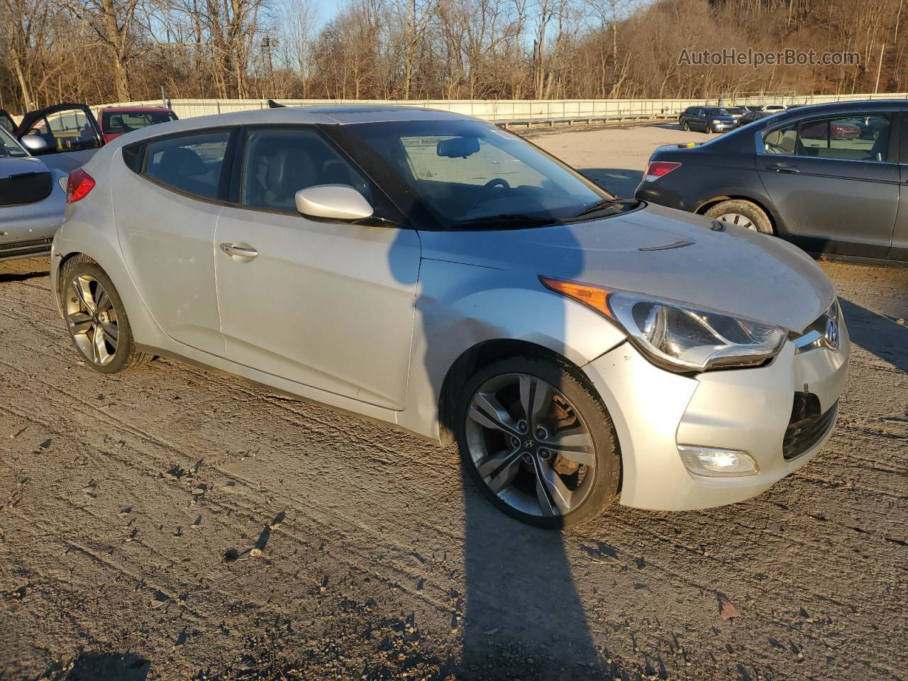 2013 Hyundai Veloster  Silver vin: KMHTC6AD8DU167189