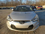 2013 Hyundai Veloster  Silver vin: KMHTC6AD8DU167189