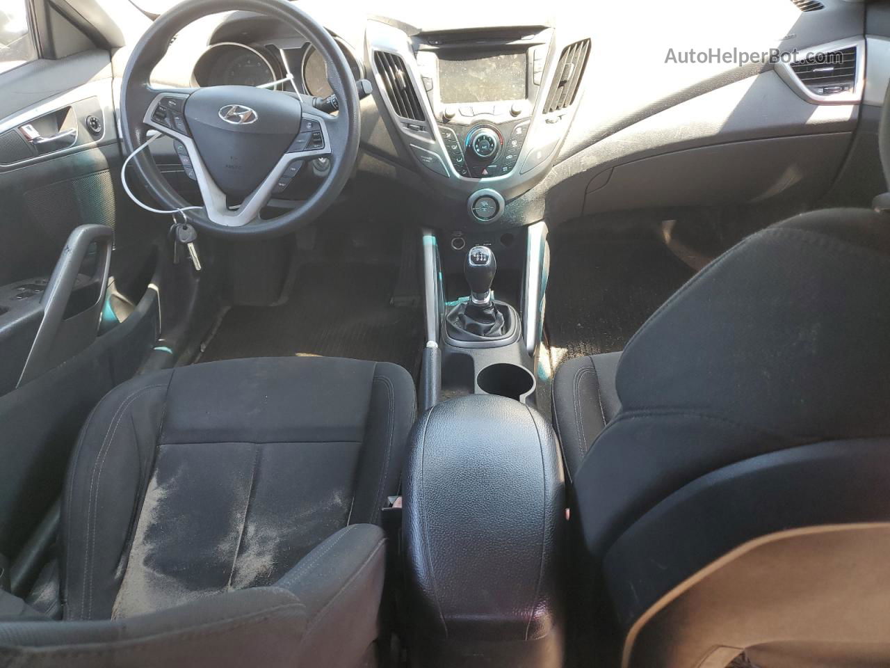 2013 Hyundai Veloster  Серебряный vin: KMHTC6ADXDU088879