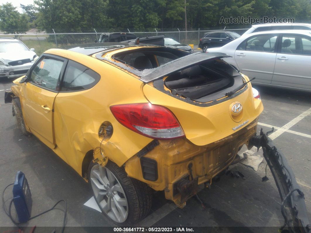 2013 Hyundai Veloster W/black Int Yellow vin: KMHTC6ADXDU093273