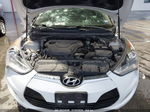 2013 Hyundai Veloster Base W/gray White vin: KMHTC6ADXDU175200