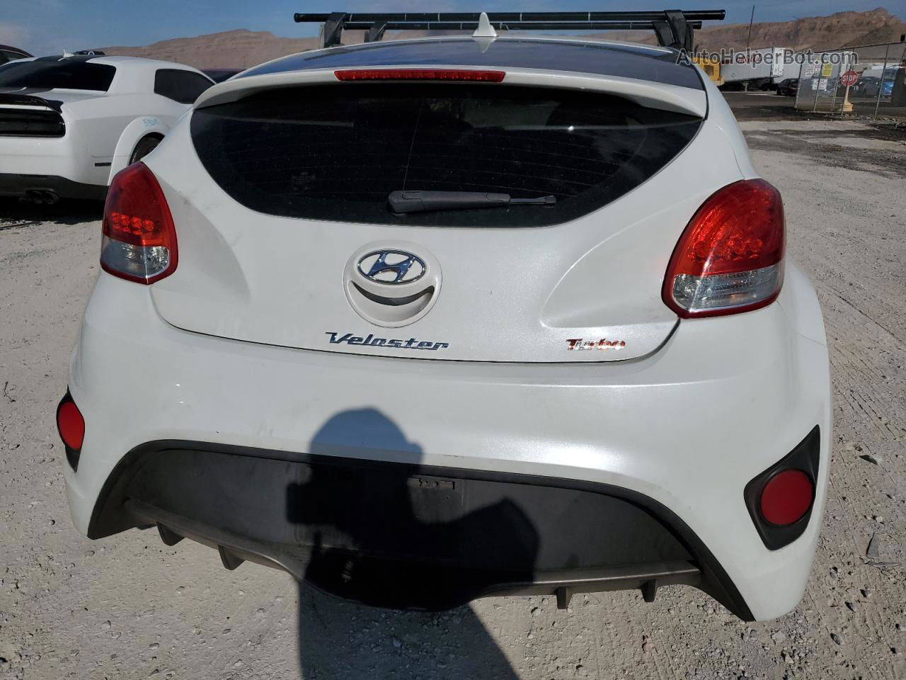 2013 Hyundai Veloster Turbo White vin: KMHTC6AE0DU173013