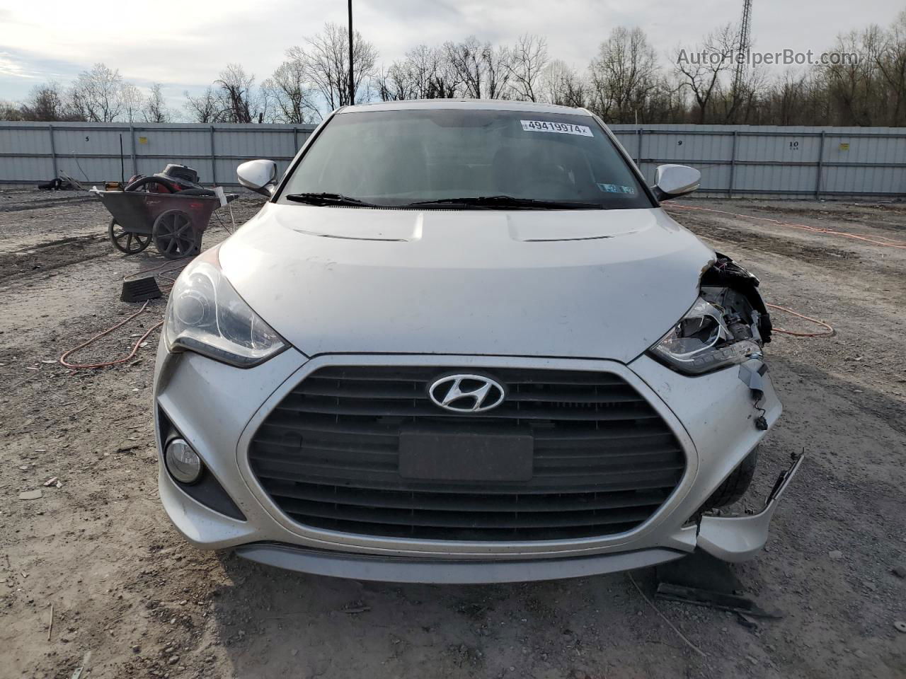 2013 Hyundai Veloster Turbo Серебряный vin: KMHTC6AE6DU106917