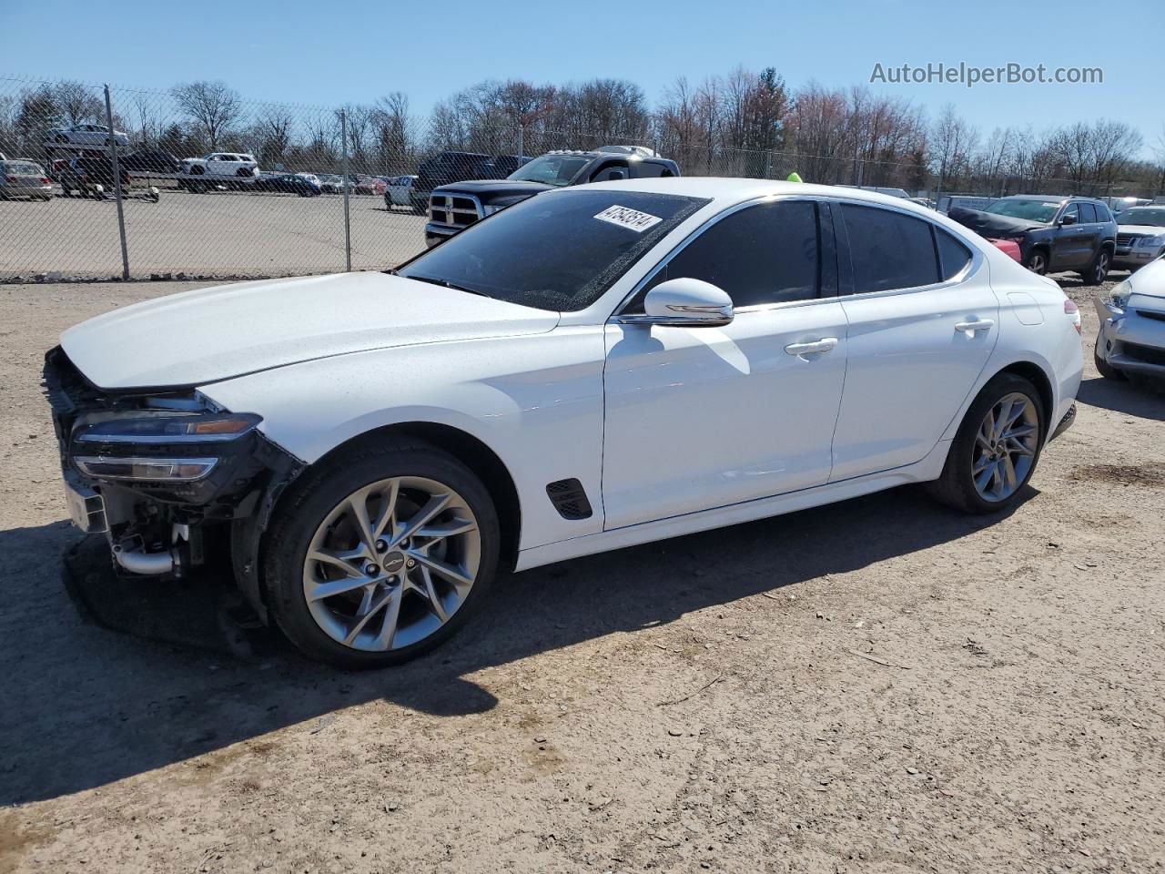 2022 Genesis G70 Base White vin: KMTG34TA2NU092487